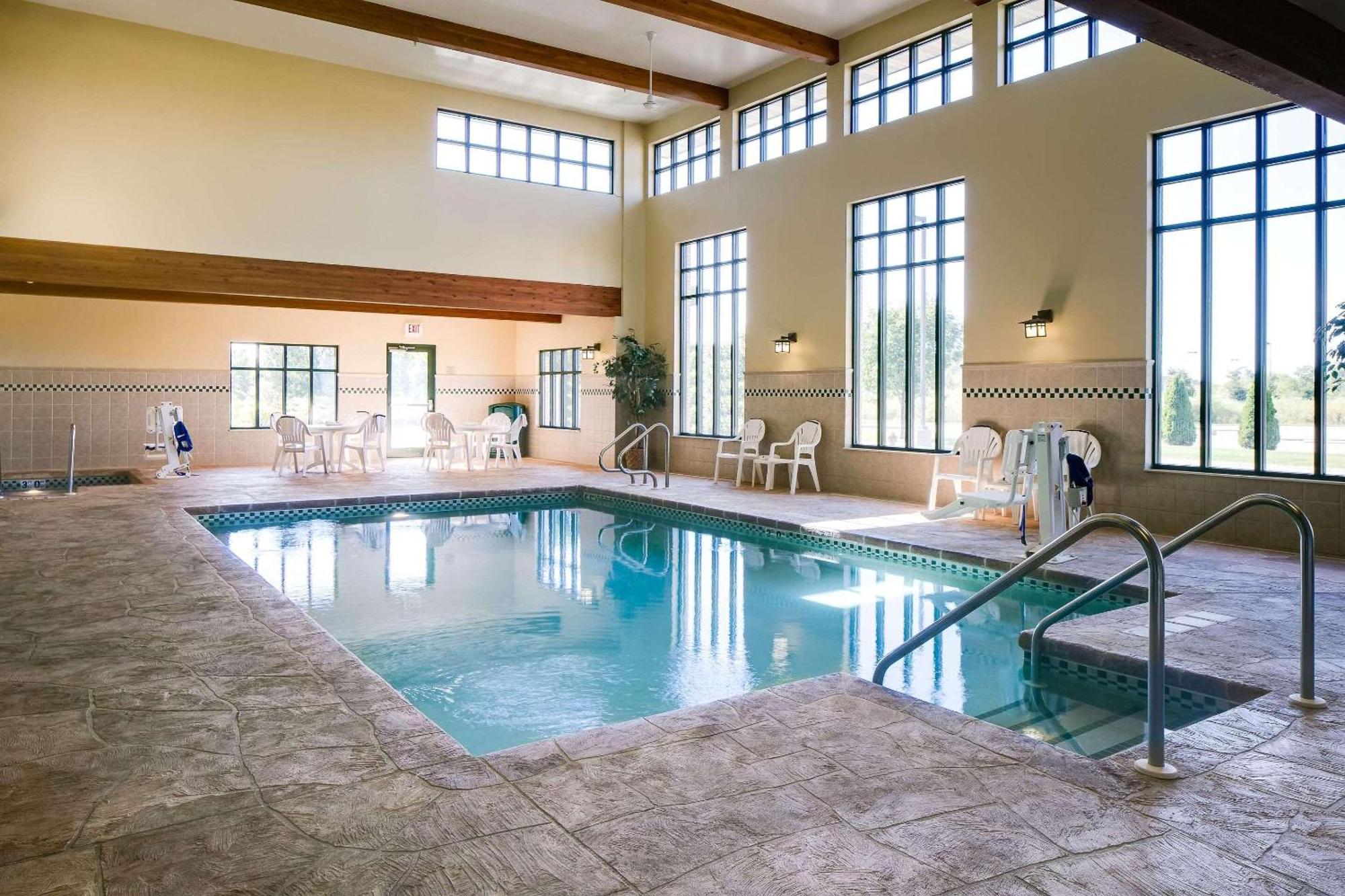 Country Inn & Suites By Radisson, Madison West, Wi Middleton Dış mekan fotoğraf